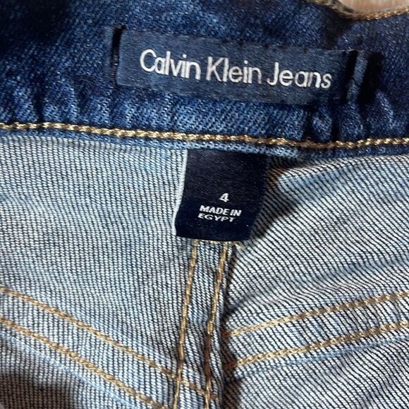 Calvin Klein Jean shorts size 4 - Picture 3 of 5
